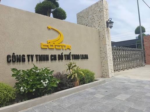 Công ty đồ thể thao lujia tuyển dụng công nhân